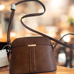 Elegant Brown Crossbody Bag